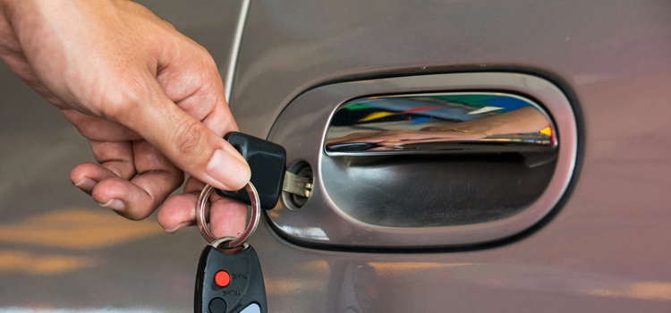 Car door lock repair in Maywood