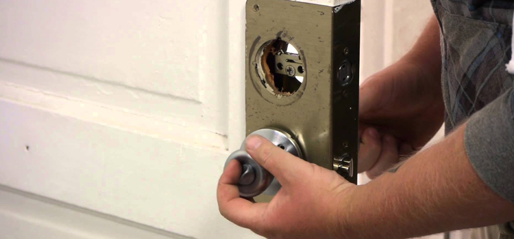 Home Lock Change in Maywood